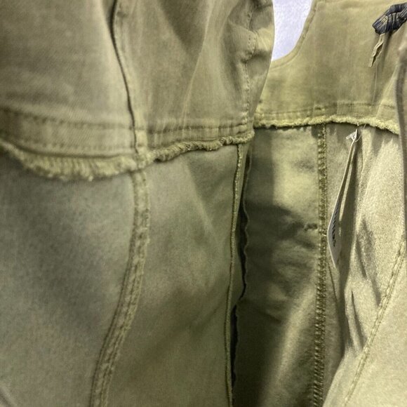 Urban Outfitters Bodycon Cargo Mini Dress Medium Stretch Pocket Army Green NWT - Picture 12 of 12